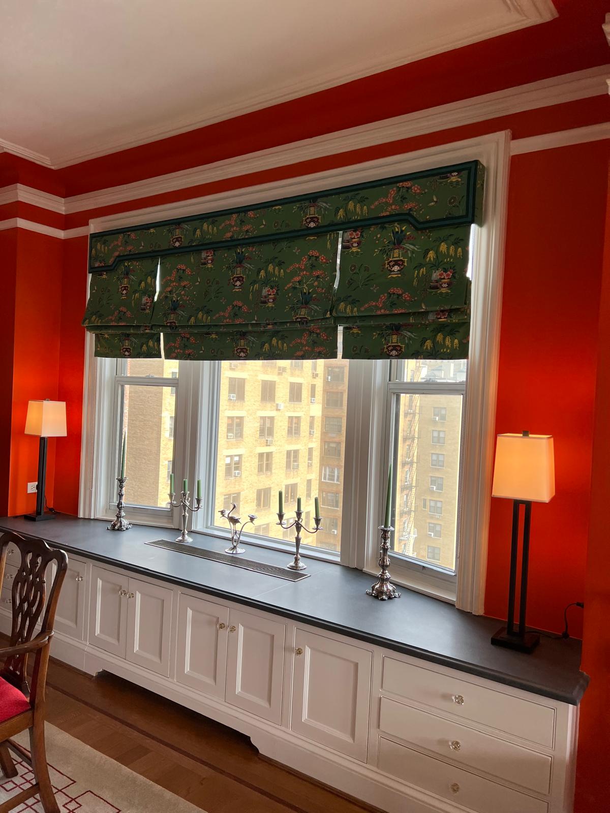 Green chinoiserie roman shade